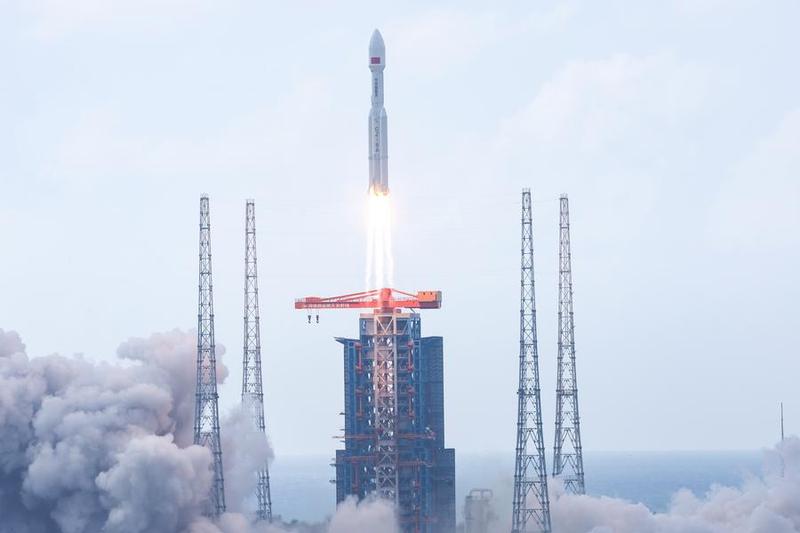 (EyesOnSci)CHINA-HAINAN-SATELLITES-LAUNCH (CN)