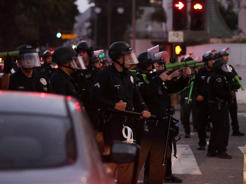 EEUU-LOS ANGELES-TOQUE DE QUEDA