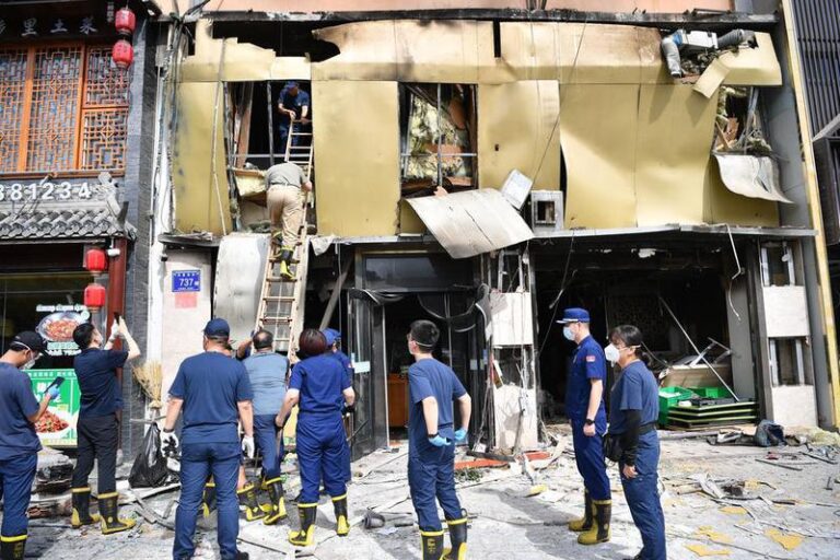 CHINA-NINGXIA-YINCHUAN-RESTAURANT-EXPLOSION-EMERGENCY RESPONSE WORK(CN)
