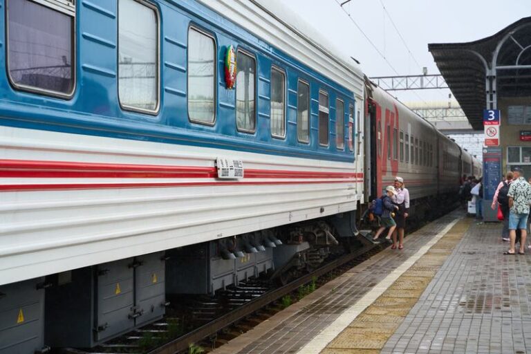 RUSIA-KHABAROVSK-RPDC-PYONGYANG-TREN DE PASAJEROS