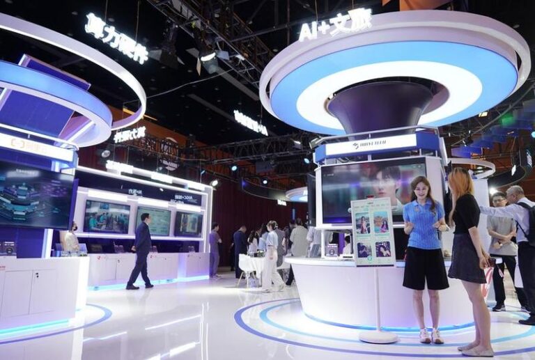 XINHUA PHOTOS OF THE DAY