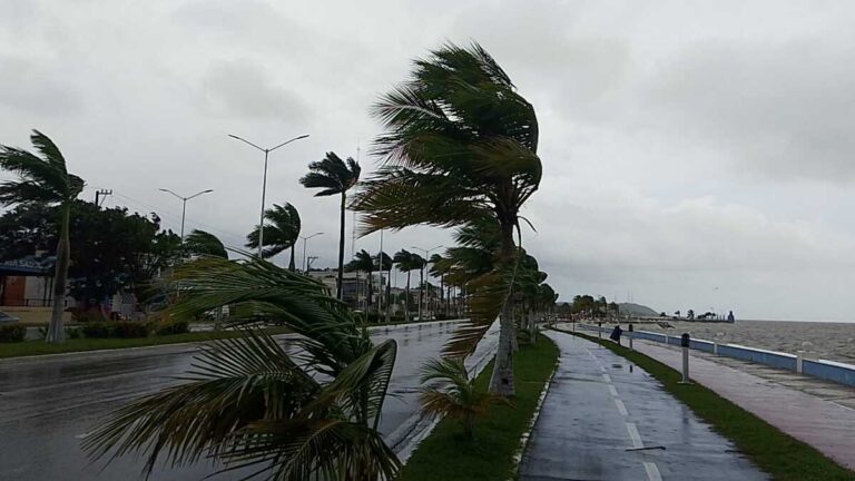 emiten-alerta-azul-campeche-ciclon