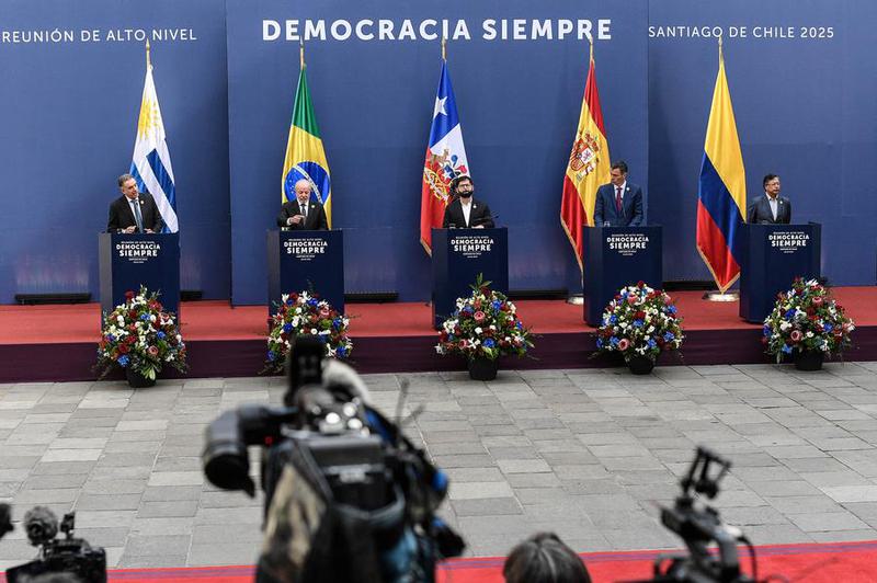 CHILE-SANTIAGO-REUNION DE ALTO NIVEL-DEMOCRACIA SIEMPRE