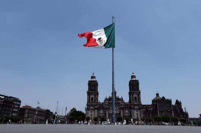 Presidente del Senado de México reafirma compromiso de fortalecer la cooperación con China para beneficio mutuo