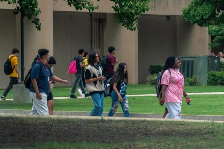 U.S. students lag further behind in reading, math, science