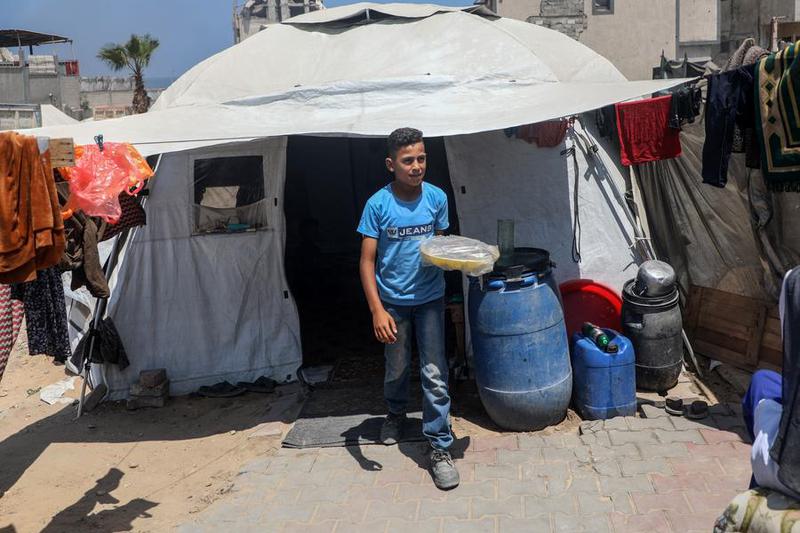 MEDIO ORIENTE-CIUDAD DE GAZA-NIÑO DESPLAZADO