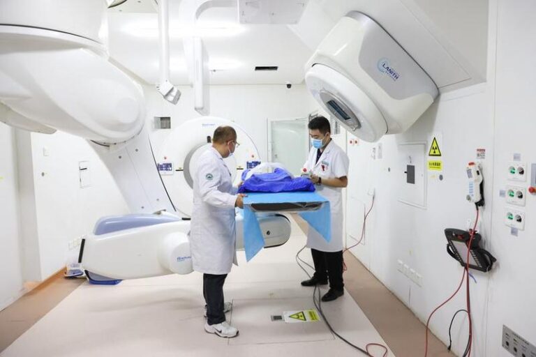 CHINA-GANSU-WUWEI-RADIOTERAPIA CON IONES PESADOS