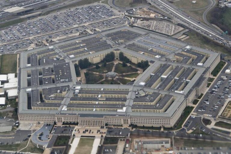 (Twitter) Administración Trump considera restablecer el nombre de &quot;Departamento de Guerra&quot;, según diario WSJ