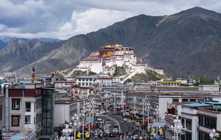 (InXizang) CHINA-XIZANG-LHASA-STREET VIEW (CN)