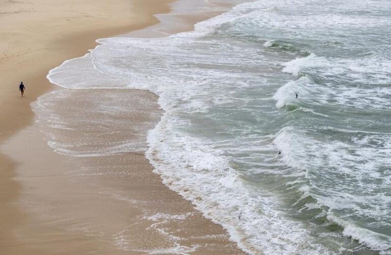 Ampliación: Al menos 12 personas mueren en tiroteo masivo en la playa Bondi de Sídney