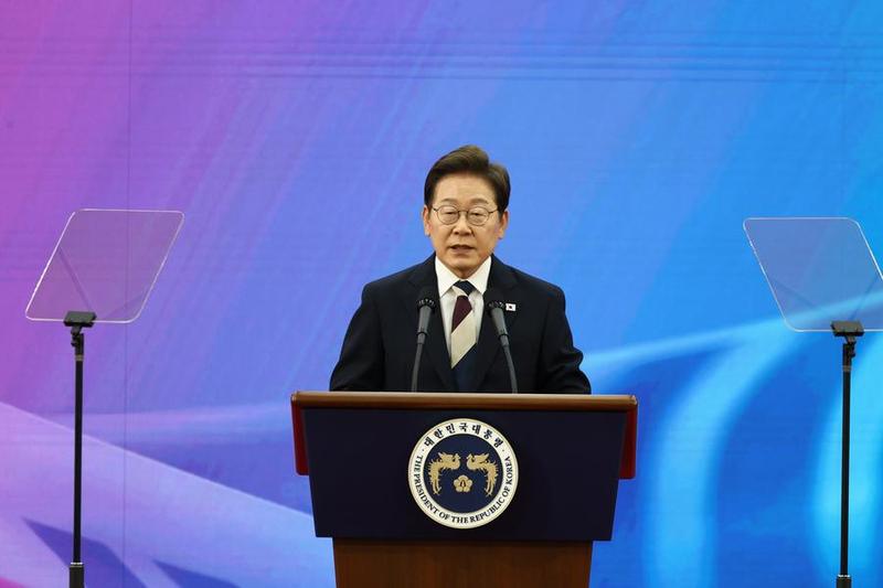 REPUBLICA DE COREA-SEUL-LEE JAE-MYUNG-JURAMENTO