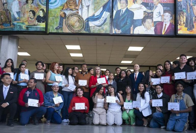 HONDURAS-TEGUCIGALPA-CHINA-ENCUENTRO