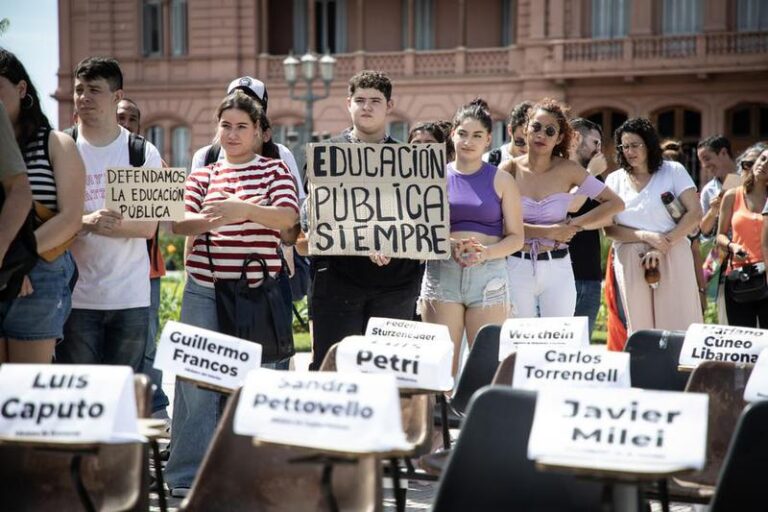 ARGENTINA-BUENOS AIRES-CLASES MAGISTRALES