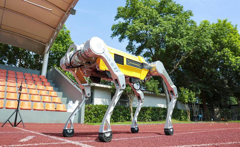 CHINA-ZHEJIANG-HANGZHOU-QUADRUPED ROBOT-GUINNESS WORLD RECORD (CN)