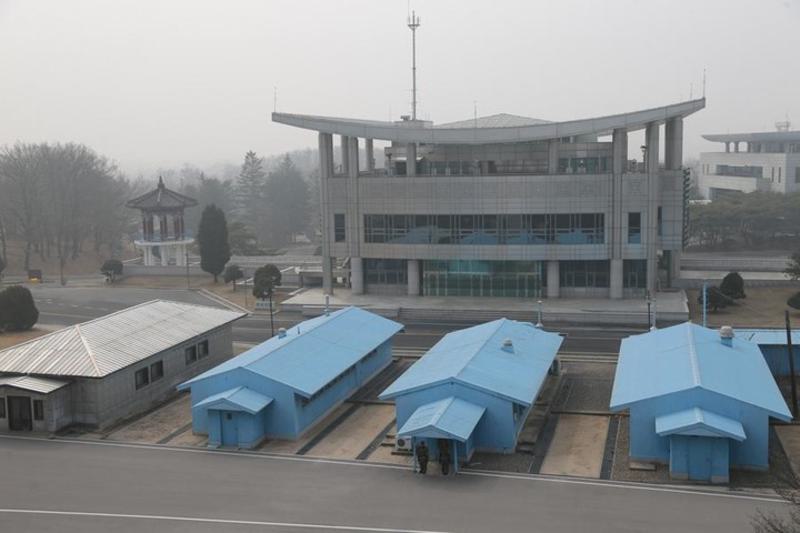 RPDC-PANMUNJOM-ZONA DE TREGUA DESMILITARIZADA