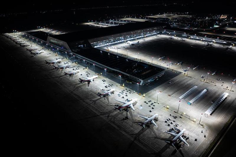 CHINA-HUBEI-EZHOU-HUAHU INT'L AIRPORT-NIGHTTIME OPERATION (CN)