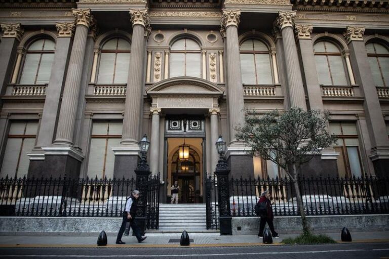 ARGENTINA-BUENOS AIRES-FMI-DOLAR