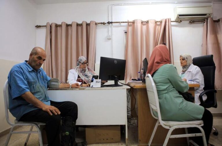 JORDANIA-AMAN-CLINICA-TRABAJADORES HUMANITARIOS