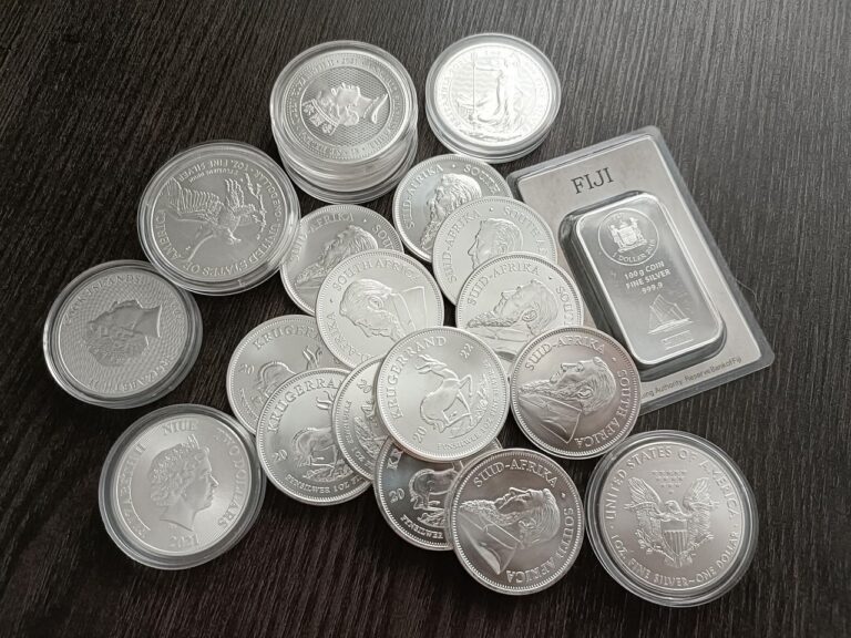 silver-coins-8127810_1280