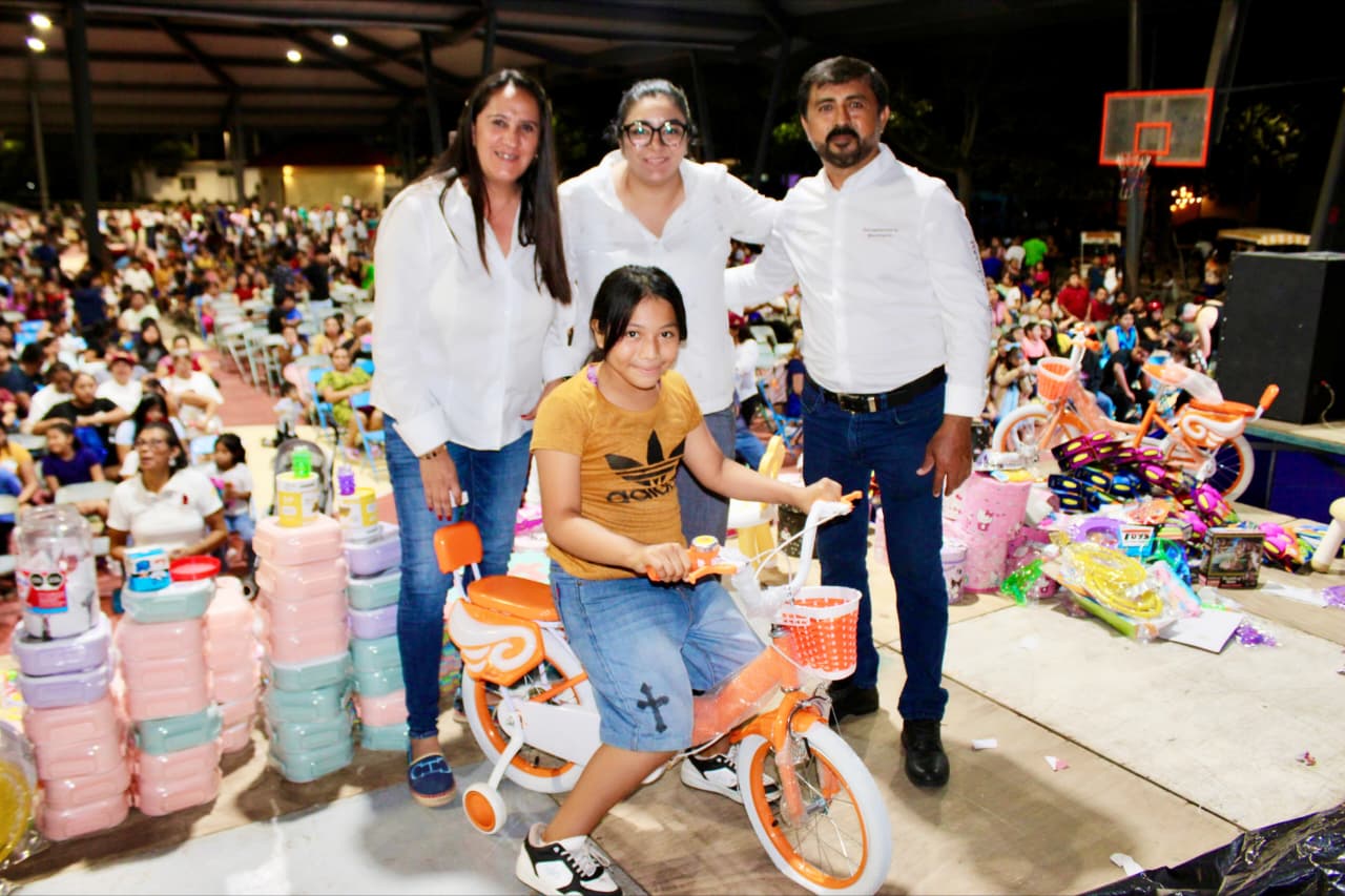 Lleno total en la zona maya con el respaldo de Rafa Marín y Jessica Álvarez